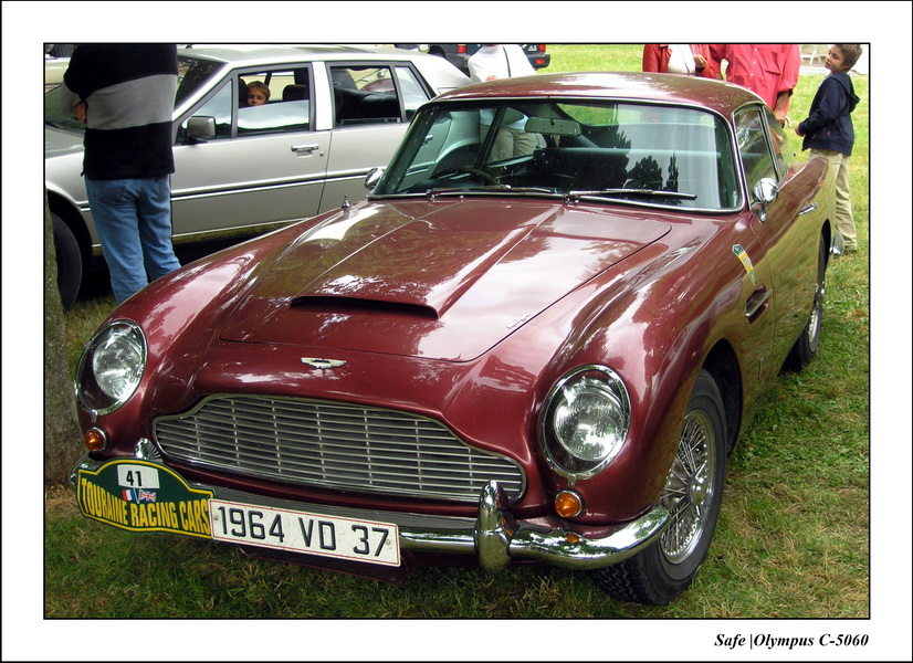 2004 - 04 - Aston martin.JPG